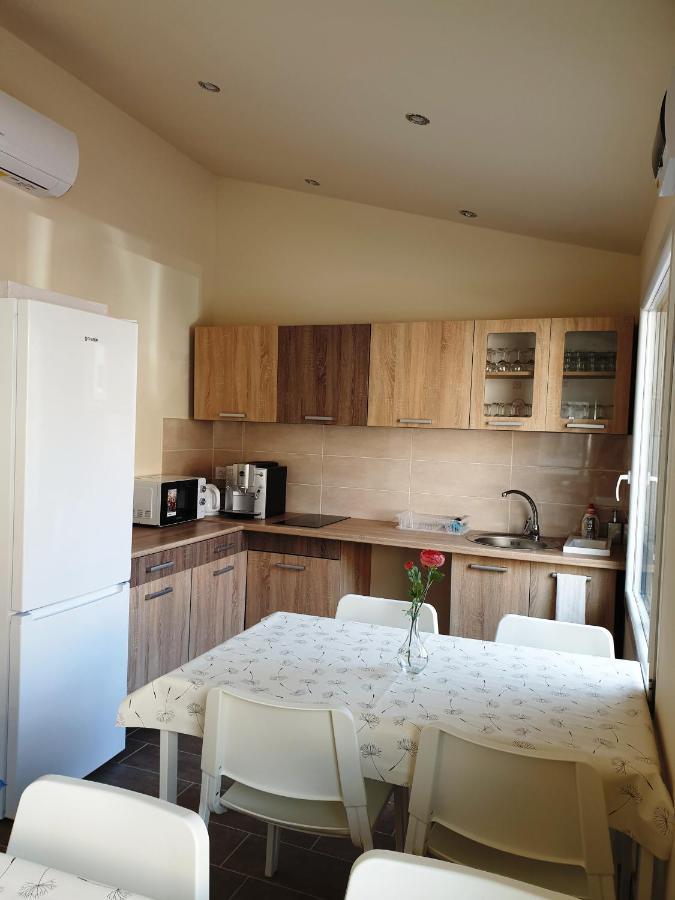 Mediterran Villa Kecskemét Exterior foto